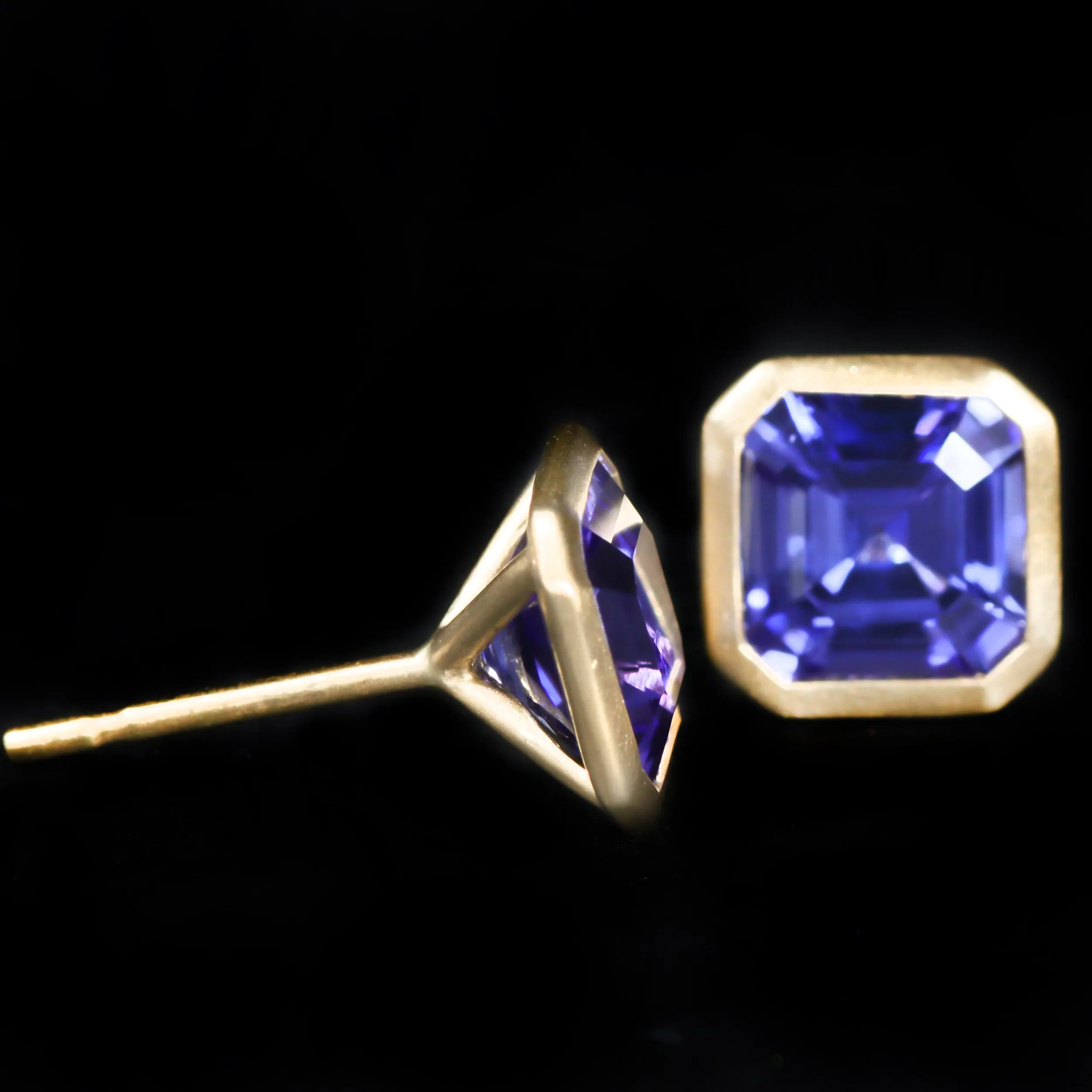 18K Yellow Gold 2.72 CTW Tanzanite Stud Earrings