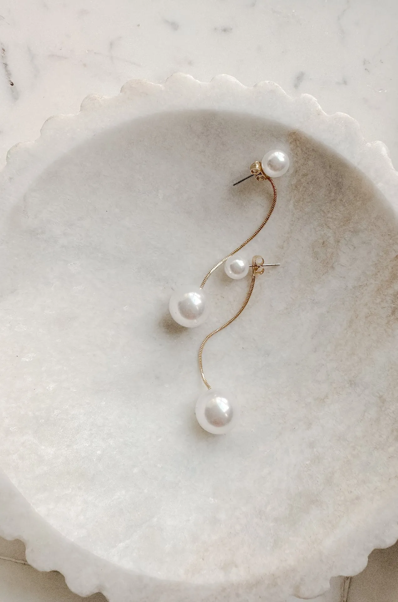 Dangle Pearl Earrings