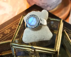 Moonstone Endora Ring - Round (US 9 & 9.5)