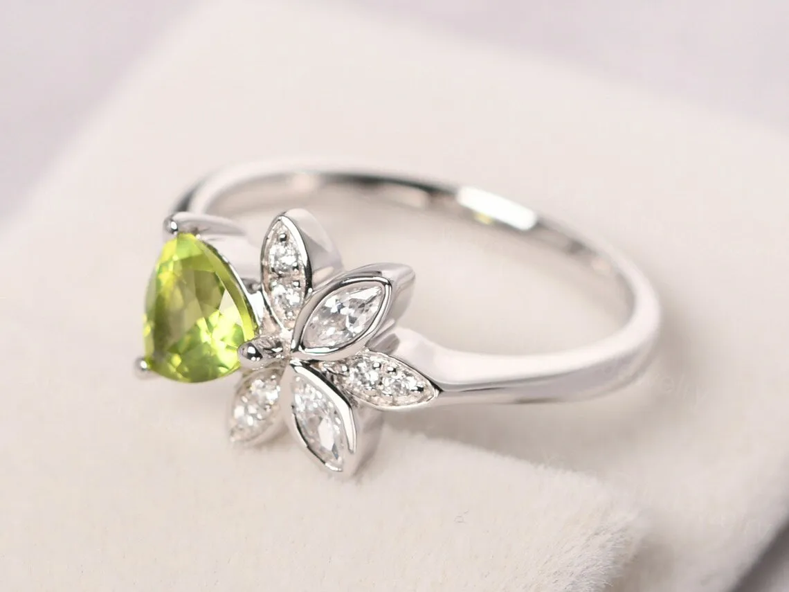 Natural Trillion Cut Peridot Unique Cluster Promise Rings For Women - 925 Sterling Silver Rings