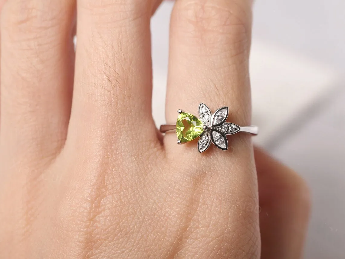 Natural Trillion Cut Peridot Unique Cluster Promise Rings For Women - 925 Sterling Silver Rings