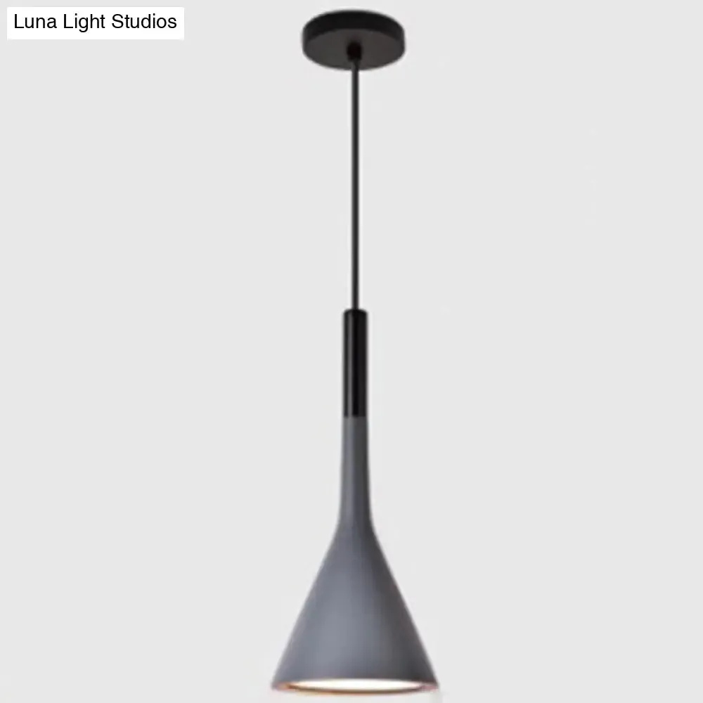 Nordic Modern Resin Tapered Hanging Light - Stylish 1-Light Restaurant Pendant Lamp