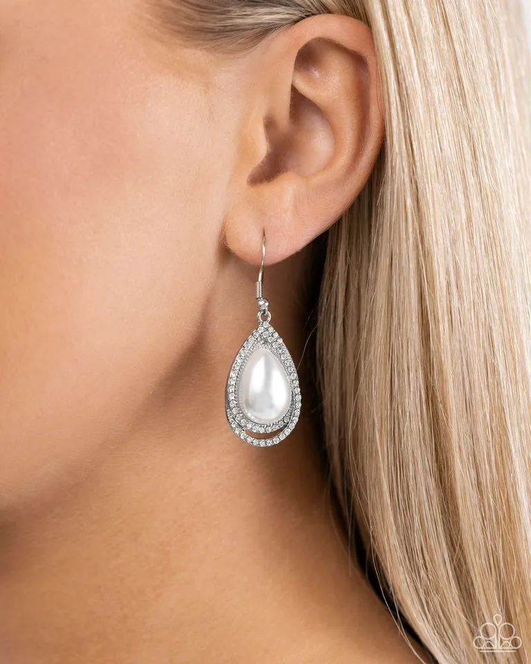 Paparazzi Earring ~ Effortless Elegance - White