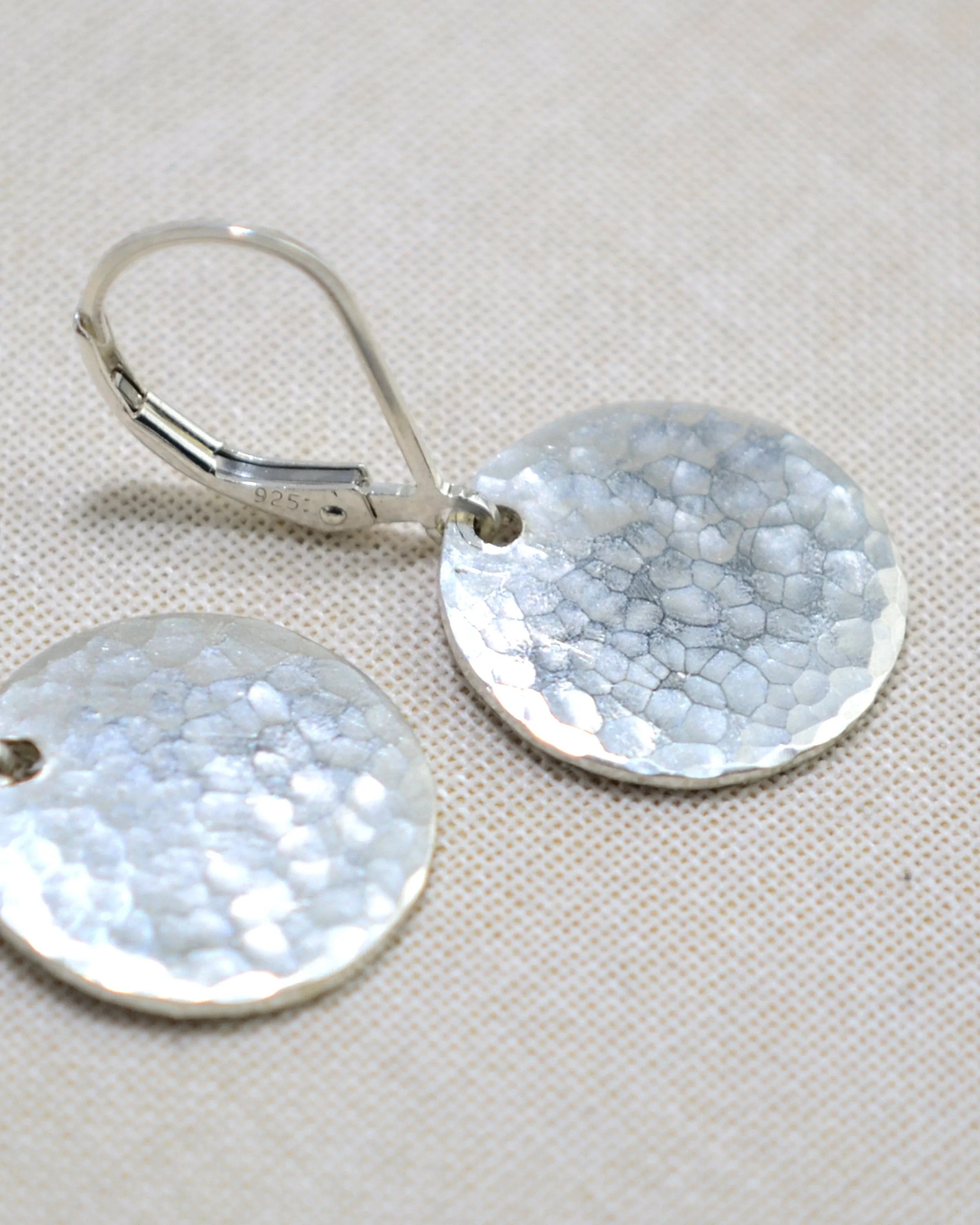 Simple silver hammered disc rustic earrings