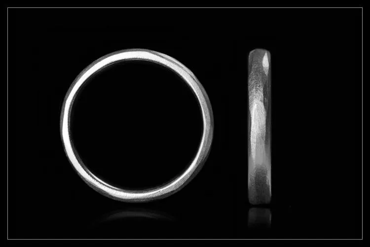 Unique White Gold Wedding Band - 3,5 mm